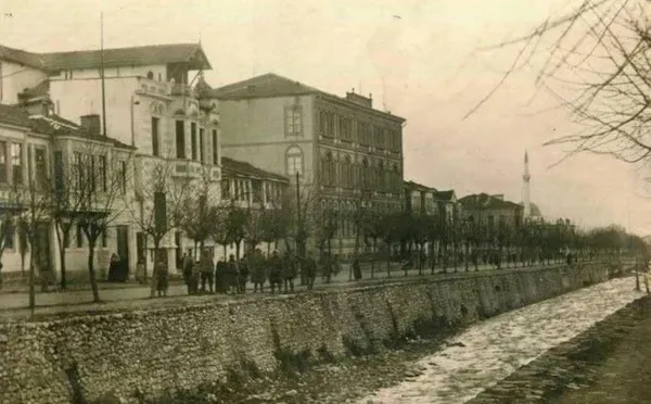 Гимназија „Јосип Броз Тито“